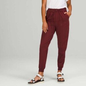 Lululemon Stretch High-Rise Jogger *Full Length Luxtreme® Red Merlot Size 8